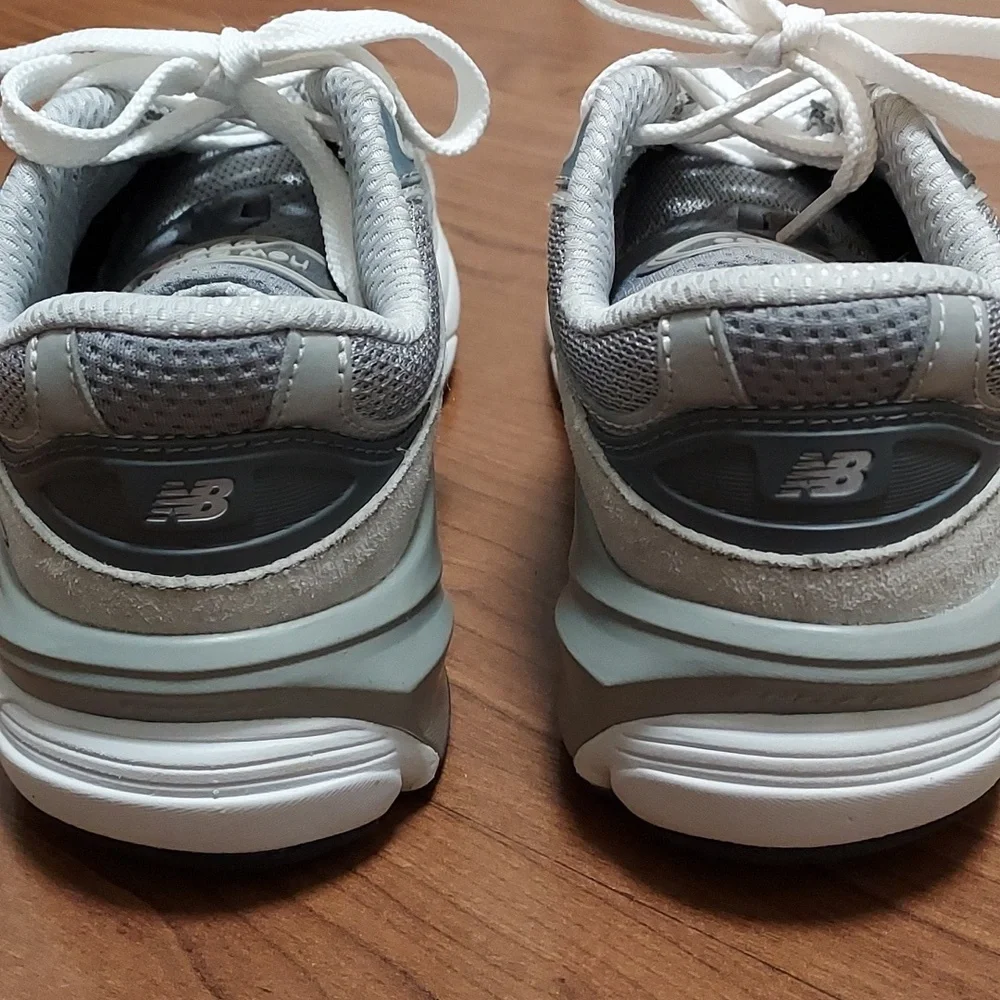 New Balance 990v6 Sneakers Boys Size 4 - Picture 7 of 11